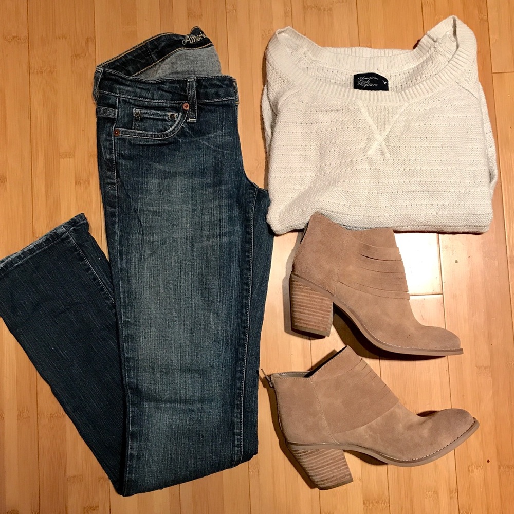 American Eagle Straight Leg Jean